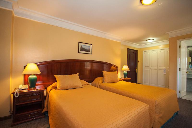 Principado De Asturias Hotel ซานติอาโก ภายนอก รูปภาพ